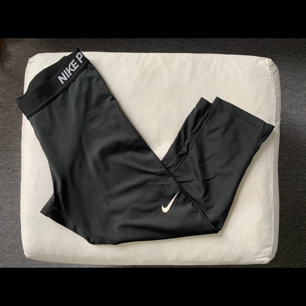 Nike Pro 3/4 Length Dri-Fit Tights/Leggings